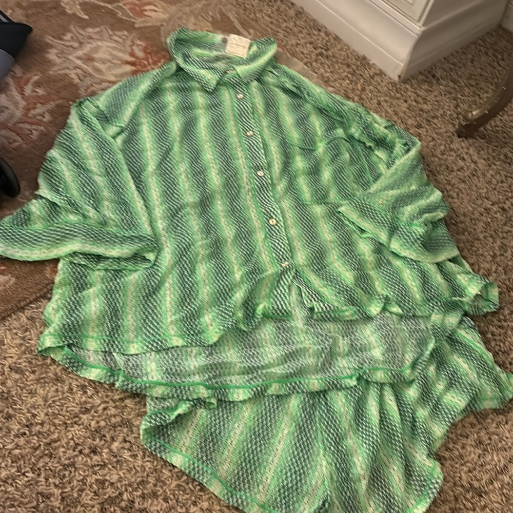 Free People Set NEVER WORN, XL! More like cover up? Is sheer…